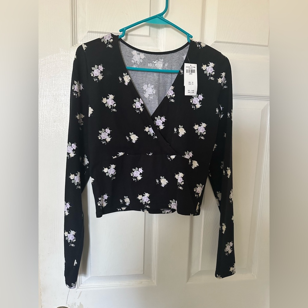 Hollister long sleeve crop top NWT